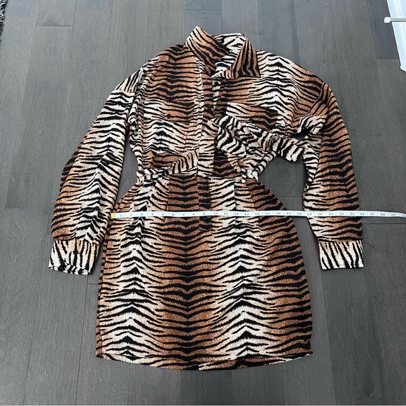 Fashion Nova Brown and Black Animal Print Dress Size Medium - Picture 8 of 8